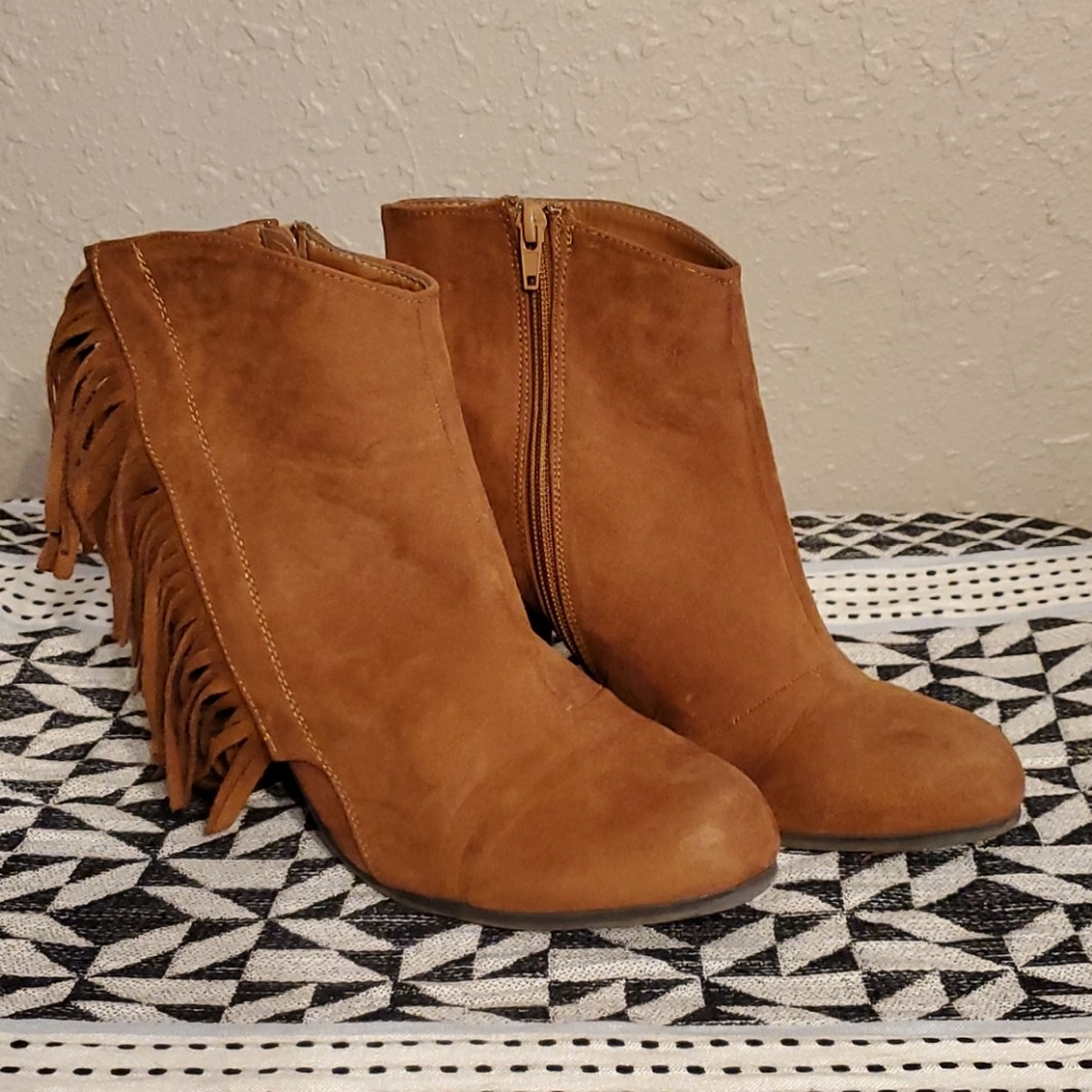 Maurices brown fringe ankle boot